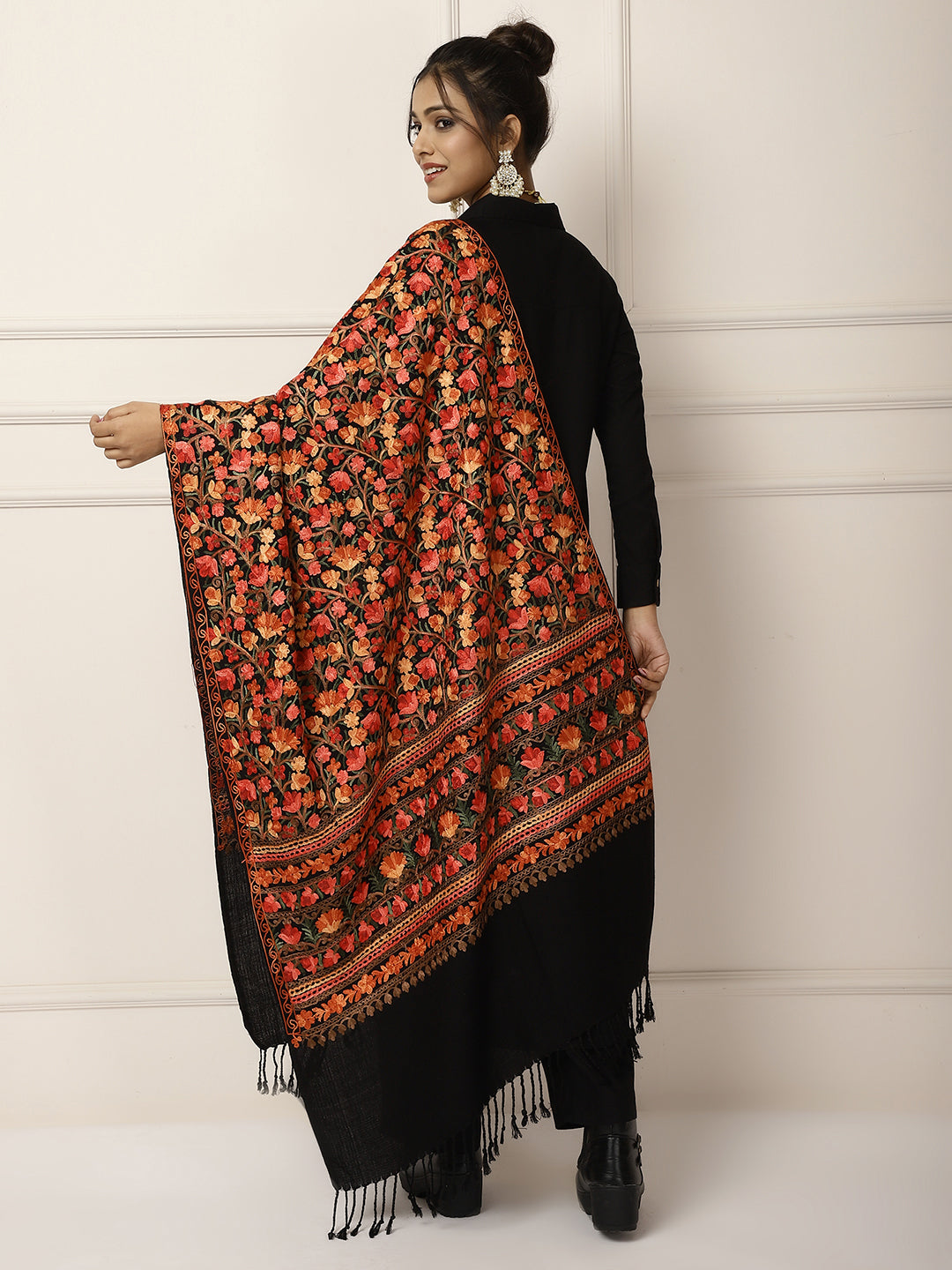 Maroon, red and Pink bagaan stole