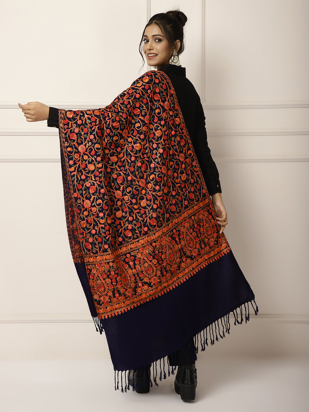 Orange, red and maroon Bagaan Stole