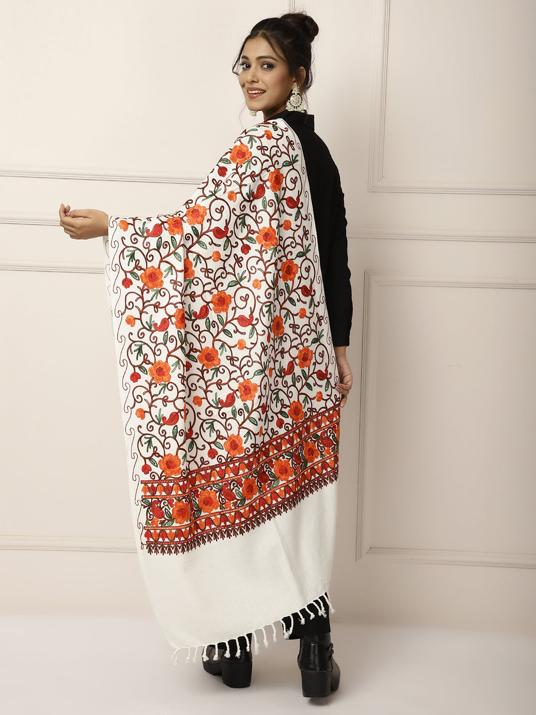 Narangi Phool Stole