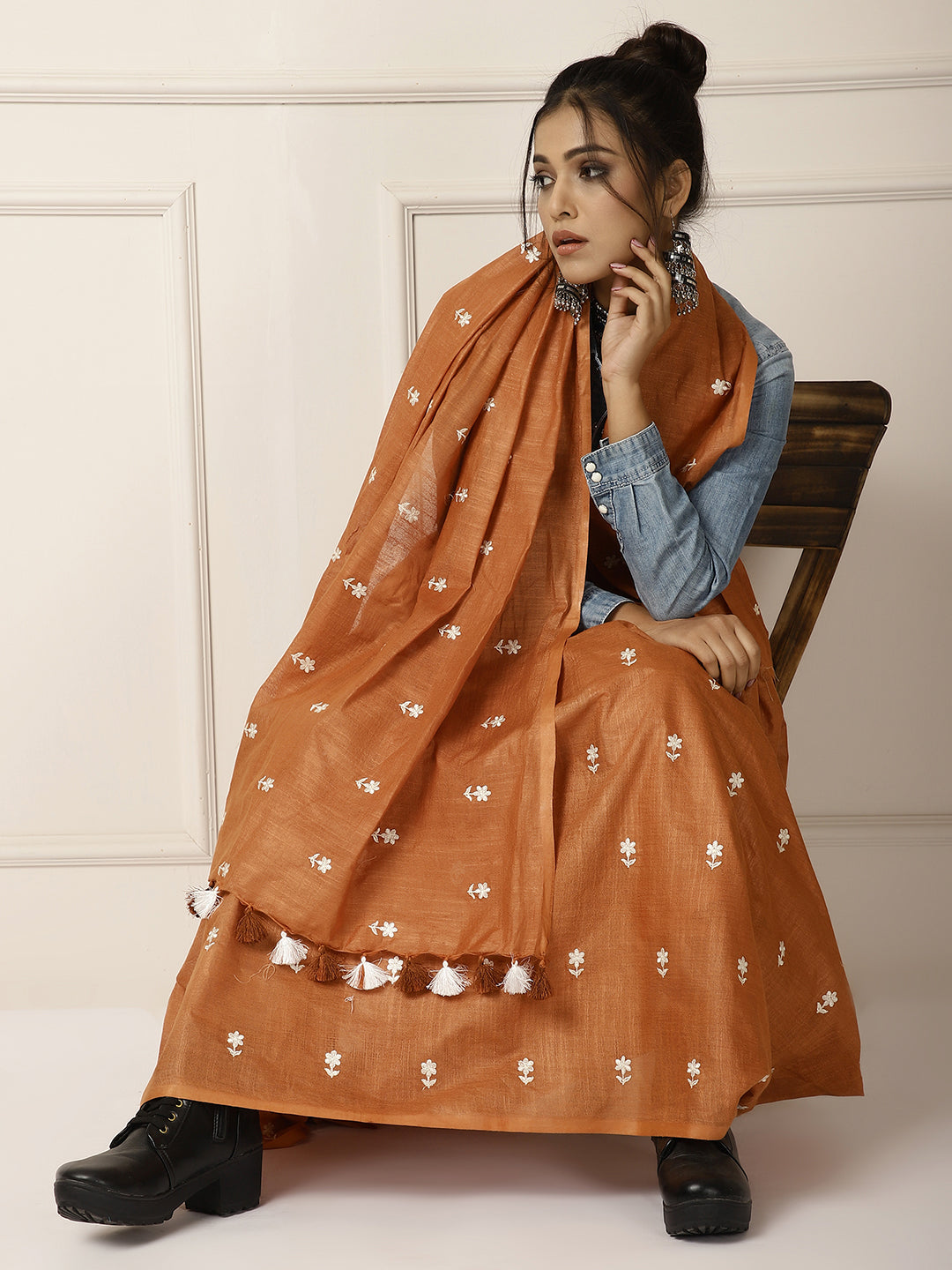 Linen silk sarees with beautiful white embroidery